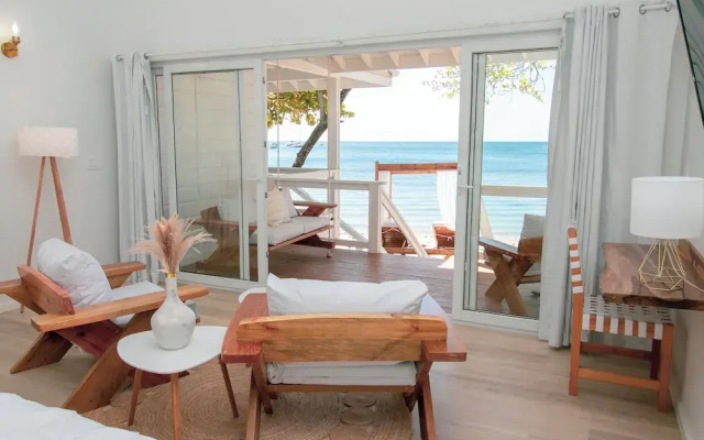 Luna Beach