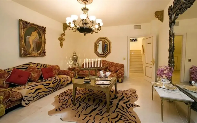 Unique Luxurious and Palacial Villa