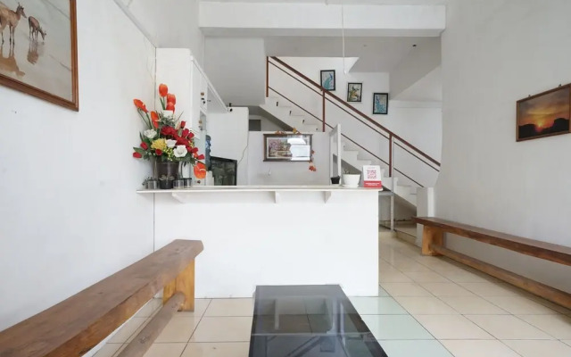 OYO 2048 Hotel Cahya Panorama
