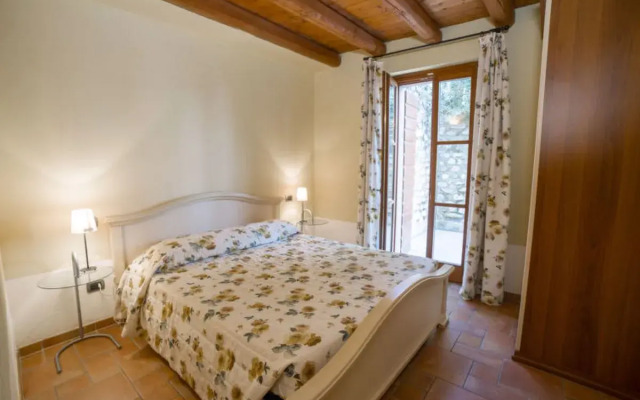 Borgo Alba Chiara 28451