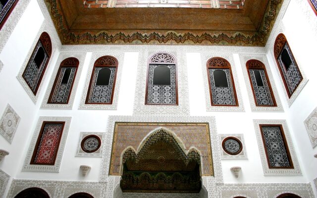 Отель Riad La Perle De La Médina Марокко, Фес - отзывы, цены и фото номеров - забронировать отель Riad La Perle De La Médina онлайн вид на фасад