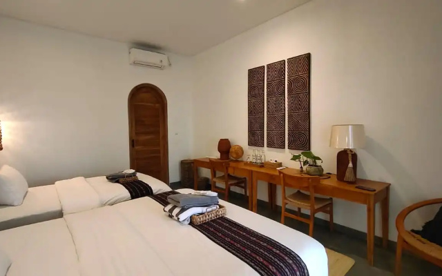 Suwatu Villa