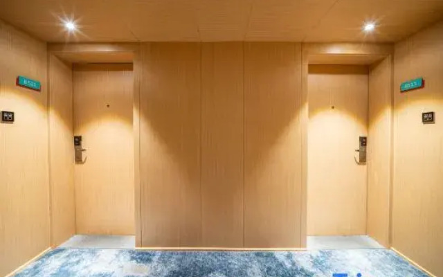 Vyluk Hotel - Chengdu Chunxi Road, No.2 Municipal Taiguli
