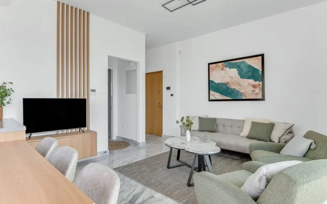 Sanders Olive - Chic 1-bdr Apt With Shared Pool