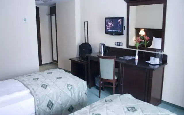 Hotel Rapsodia City Center