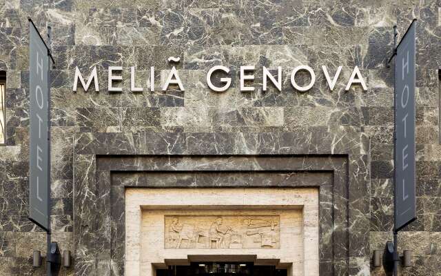 Отель Melia Genova вид на фасад