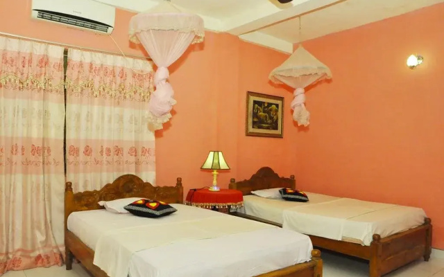 Ajith Rooms and Safari Jeep
