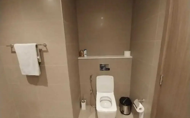 Majestic 3B Apt With Breathtaking View in Downtown