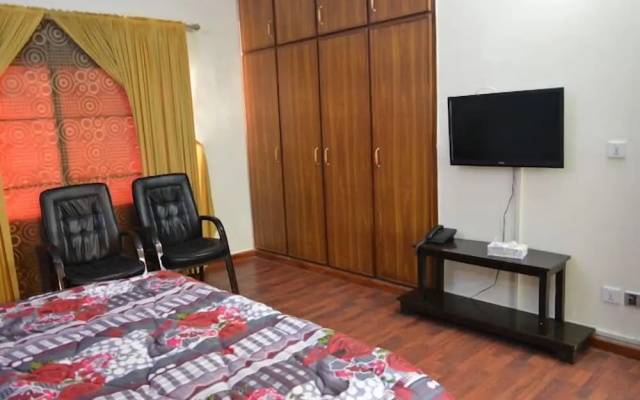GB Lodges Murree