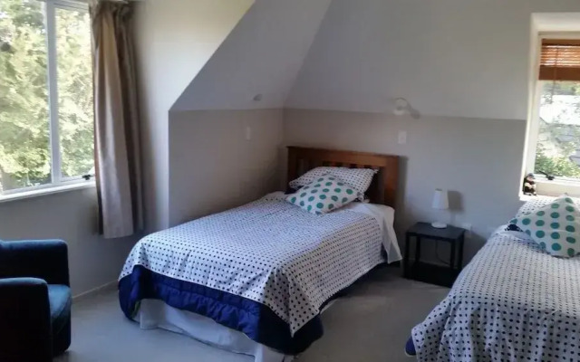 Berni's Boutique BnB Airport