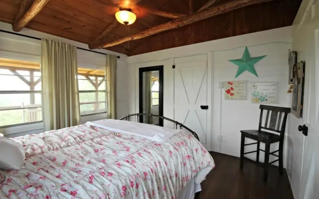 Coolview Cabin by RedAwning