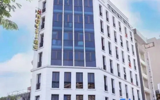 4M Huangting Hotel