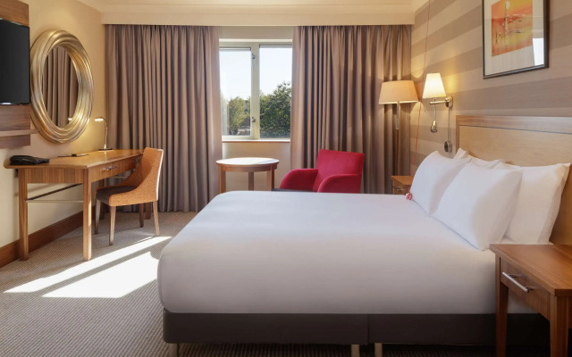 Отель The Cambridge Belfry