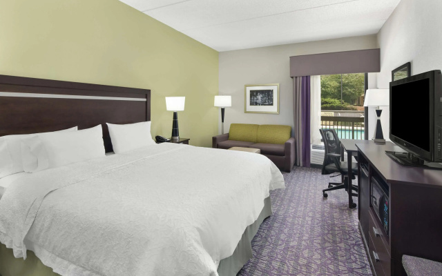 Spark by Hilton Atlanta Kennesaw Town Center