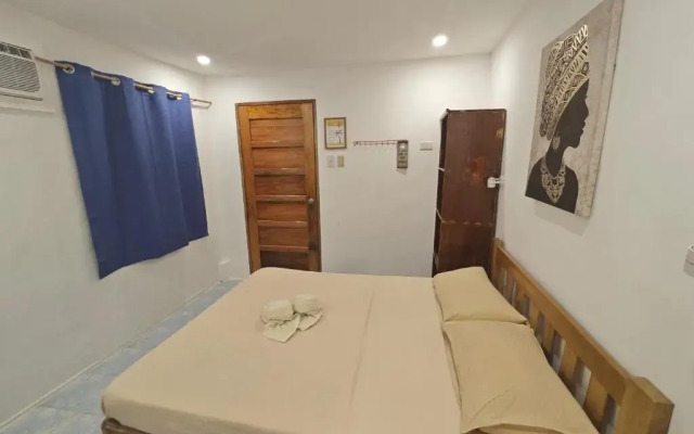 Room-Cola Inn