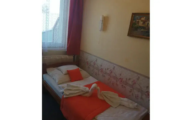 Hotel Hajnal