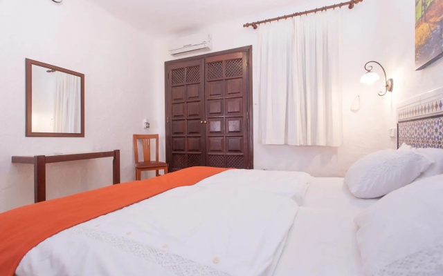 Altamar 28 with terrace&pool By CanariasGetaway