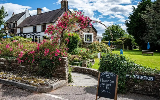 The Greyhound Inn & Hotel