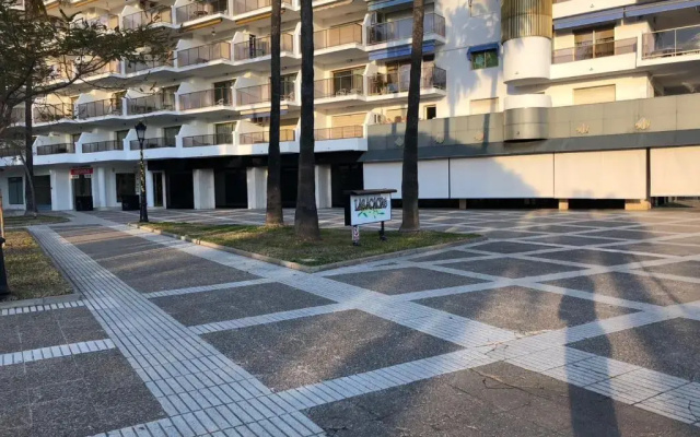 Acacias