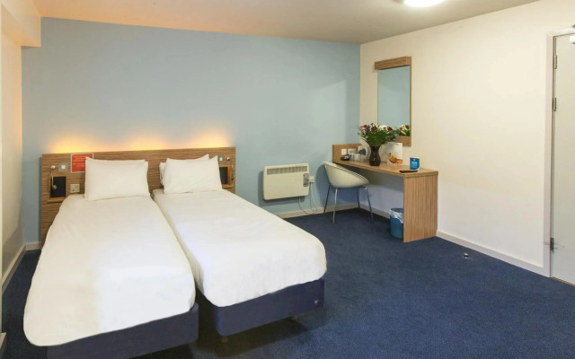 Garner Hotel Wolverhampton by IHG