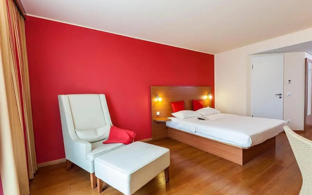 Отель Premier Inn Frankfurt City Europaviertel