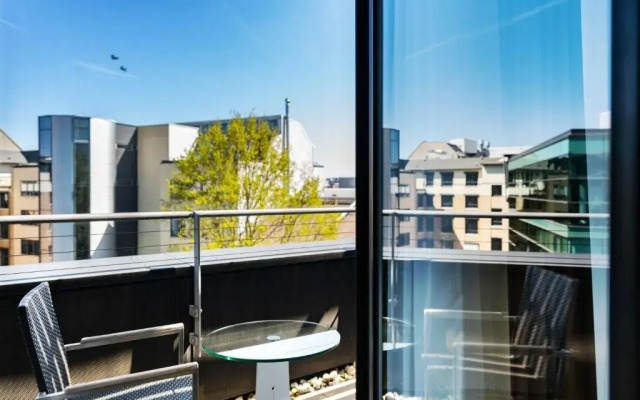 Plaza Hotel & Living Frankfurt