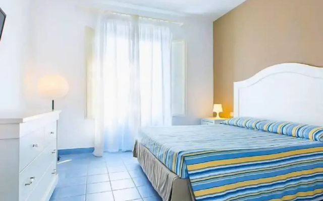 Aura Club Borgo Rio Favara
