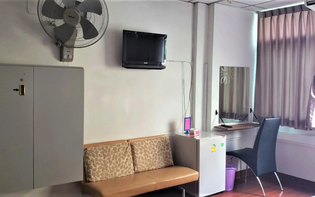 Khun Noy Apartment