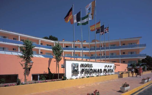 Отель Diverhotel Dino Marbella вид на фасад