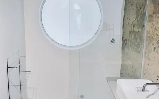 Modern Studio Apartment in Seapoint
