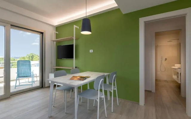 Youmami Lifestyle Suite Hotel