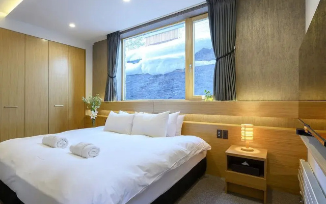 Hachiko Chalet