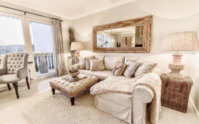 HOME Suites Apartment 3