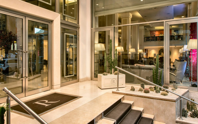 Renaissance Naples Hotel Mediterraneo