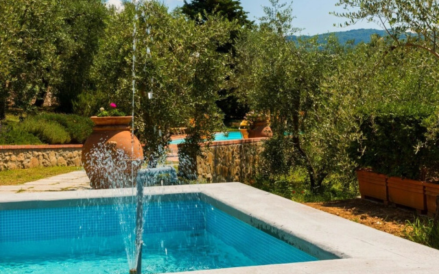 Nice Farmhouse in Montecatini Terme with Sauna & Hot Tub