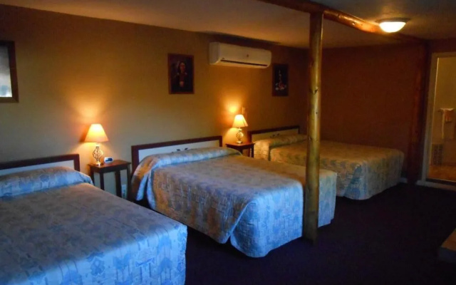 Redrock Country Inn