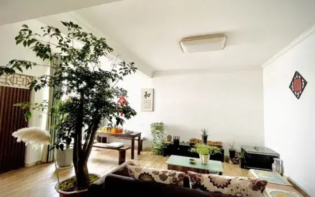 exude good luck residence