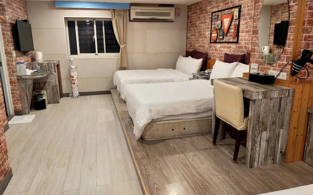 Bin City Hotel