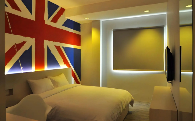 Summer Bed and Breakfast Hotel