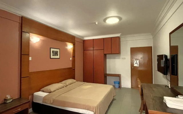 The Cool Point Hotel