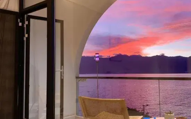 Dali Buyun :Jinhaishe Seaview Hotel