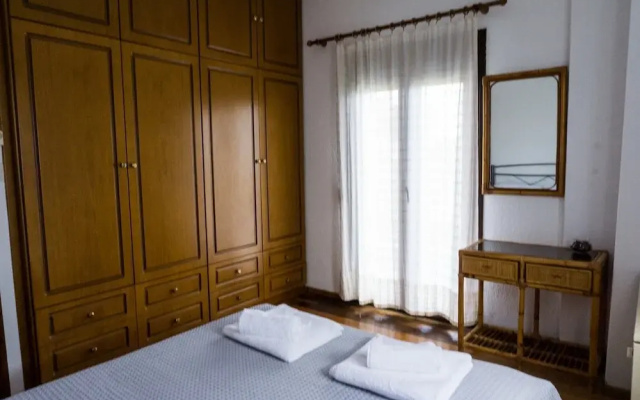Zennova 1 Mount Athos Sea View