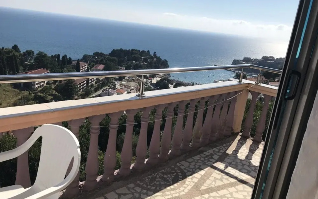 Apartments & Rooms Rozana