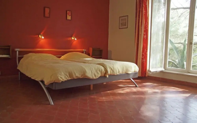 Villa in Cavalaire-sur-mer Near the Sea