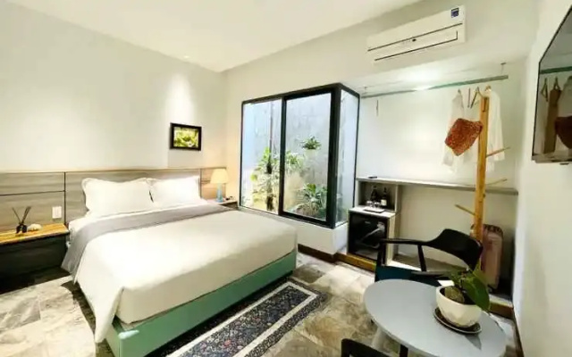Con Dao House
