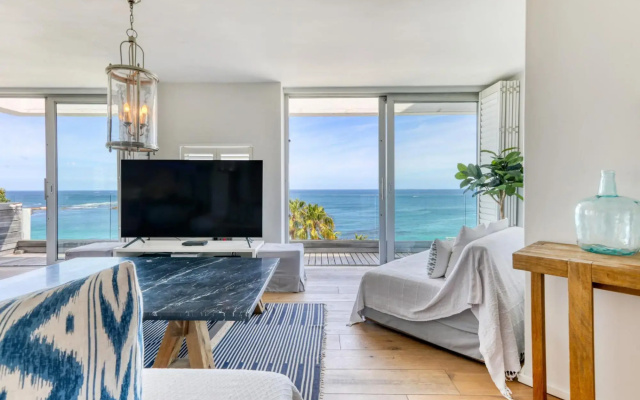 White Cliffs Penthouse - Clifton
