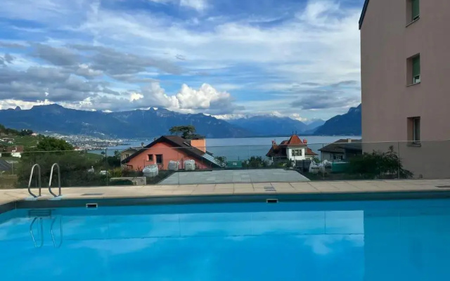 Magnifique studio avec piscine vue sur le lac