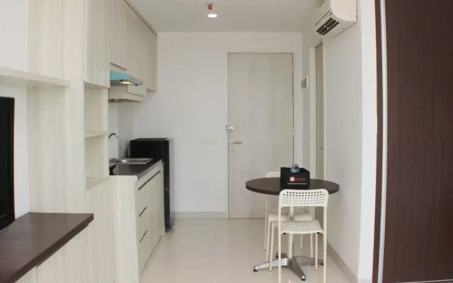 Spacious And Elegant Studio Azalea Suites Apartment