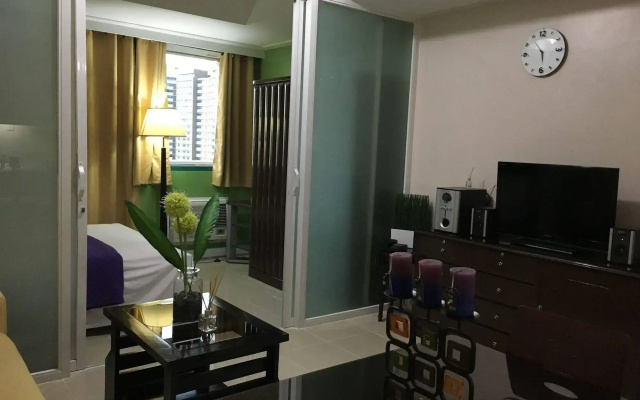Manila Condo Home at Robinsons Place Residences