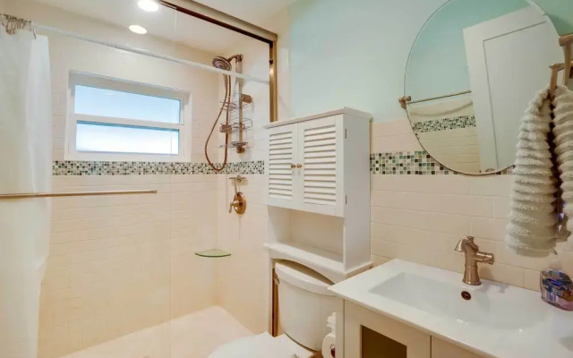 Canal-front Tampa Vacation Rental w/ Private Pool!